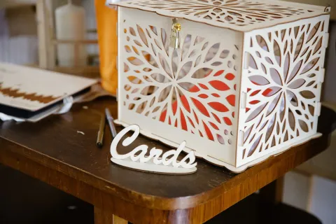 Box na přání a dary dřevěný