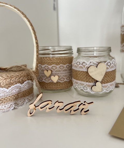 Dřevěné jmenovky vyřezané (osoby)