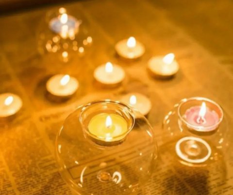 Svícínek baňka na čajovou svíčku