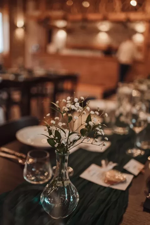 Váza IKEA s úzkým hrdlem Viljestark