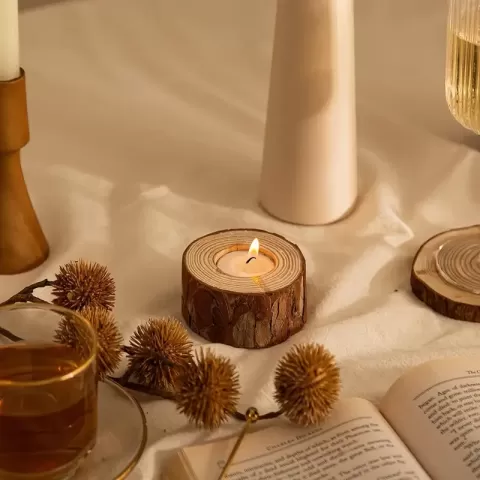 Dřevěné svícínky na čajovou svíčku