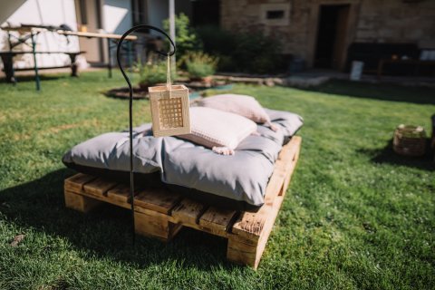 Zápich černý malý