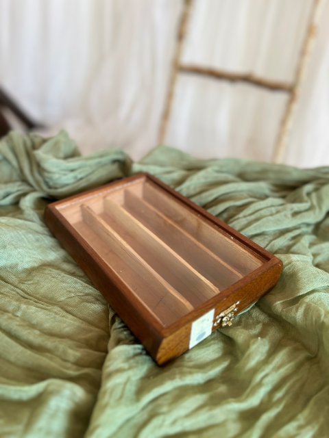 Krabička na 4 doutníky