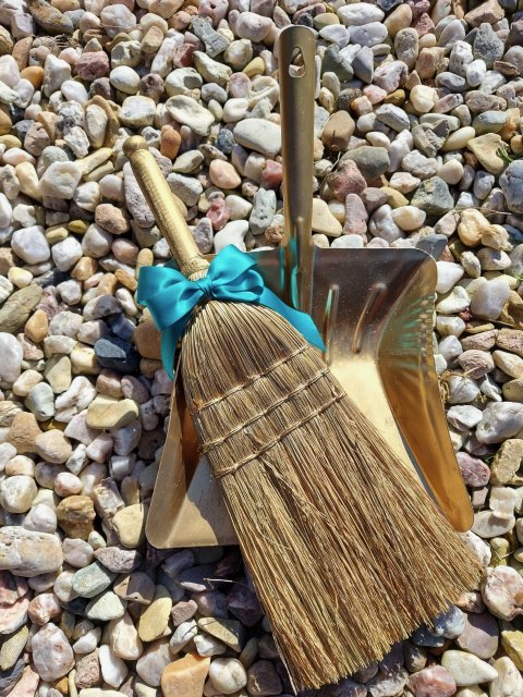 Smetáček a lopatka zlatá