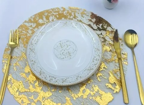 Zlaté prostírání