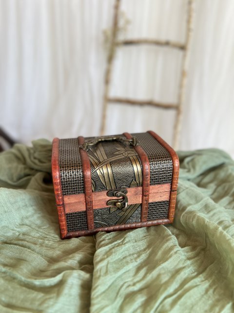 Truhlička do pánského koutku